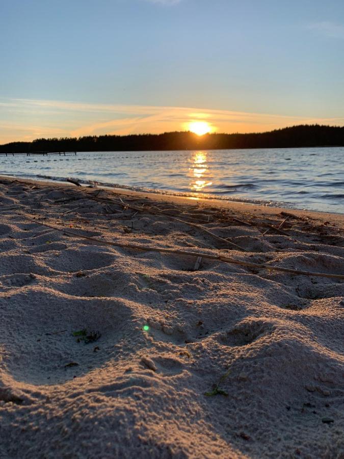 Schadzka W Dwunastce Z Widokiem Na Jezioro Борск Экстерьер фото